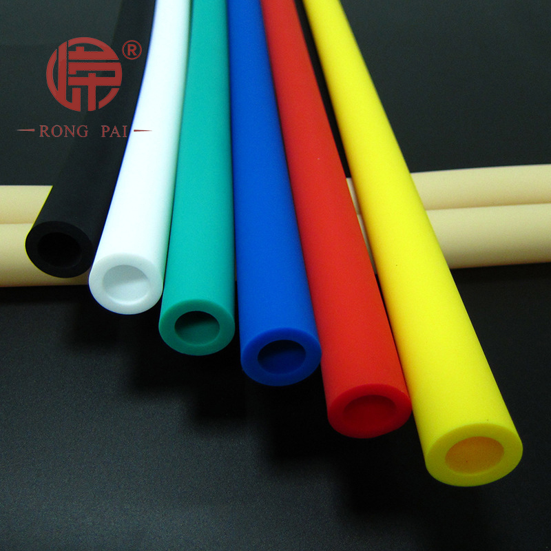 設(shè)備摩擦導(dǎo)致軟管常破？嶸牌硅膠管外覆耐磨層，壽命提升3倍！